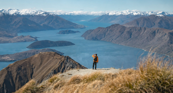 Man kijkt uit over Roys Peak bij Wanaka