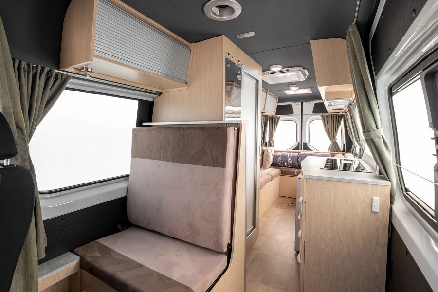 Apollo Euro Plus interieur Australië