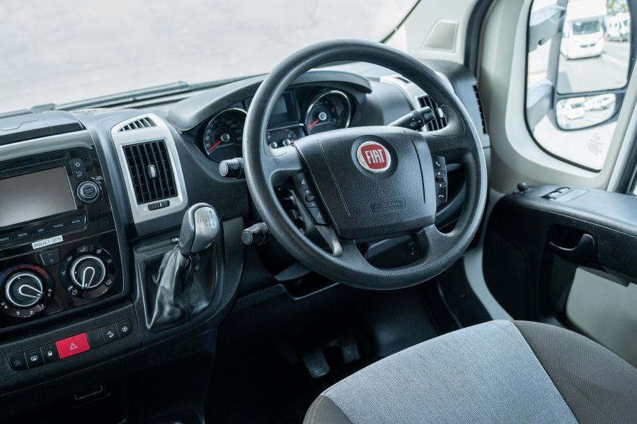 Cabine van de Go Cheap Henty