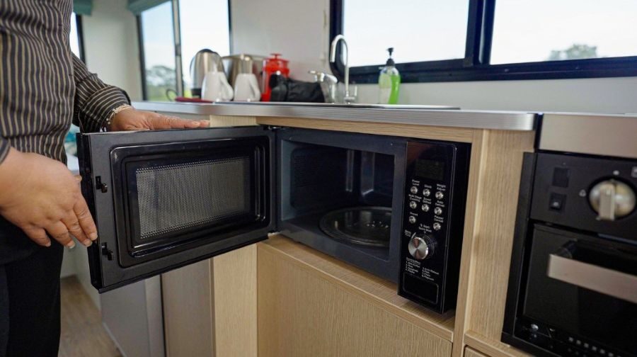 Magnetron van de keuken in de Wendekreisen Koru Star 6 Freedom