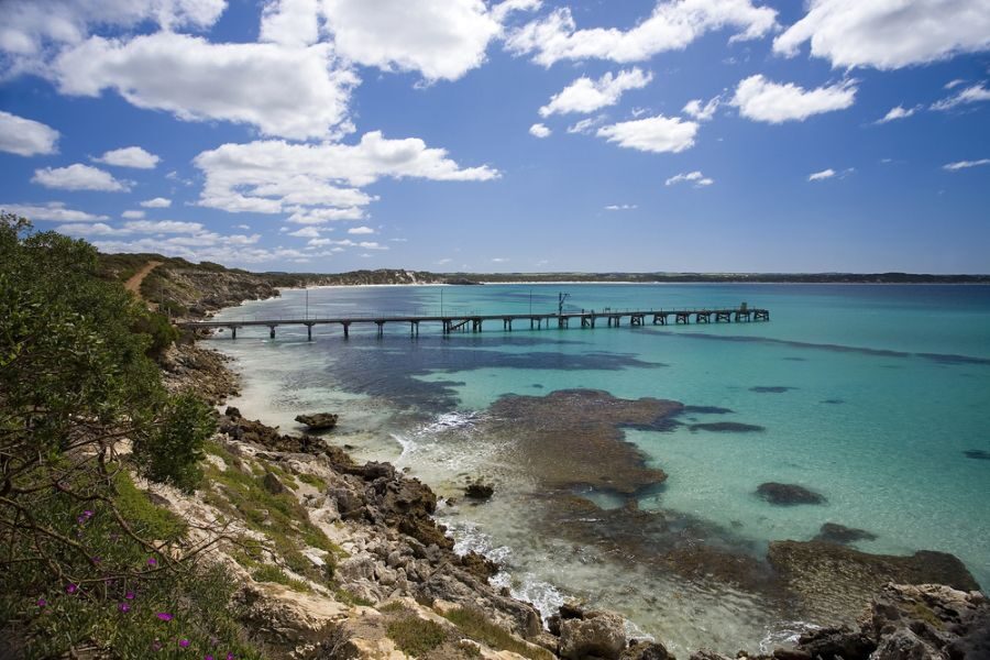 Zicht op de pier bij Vivonne Bay op Kangaroo Island
