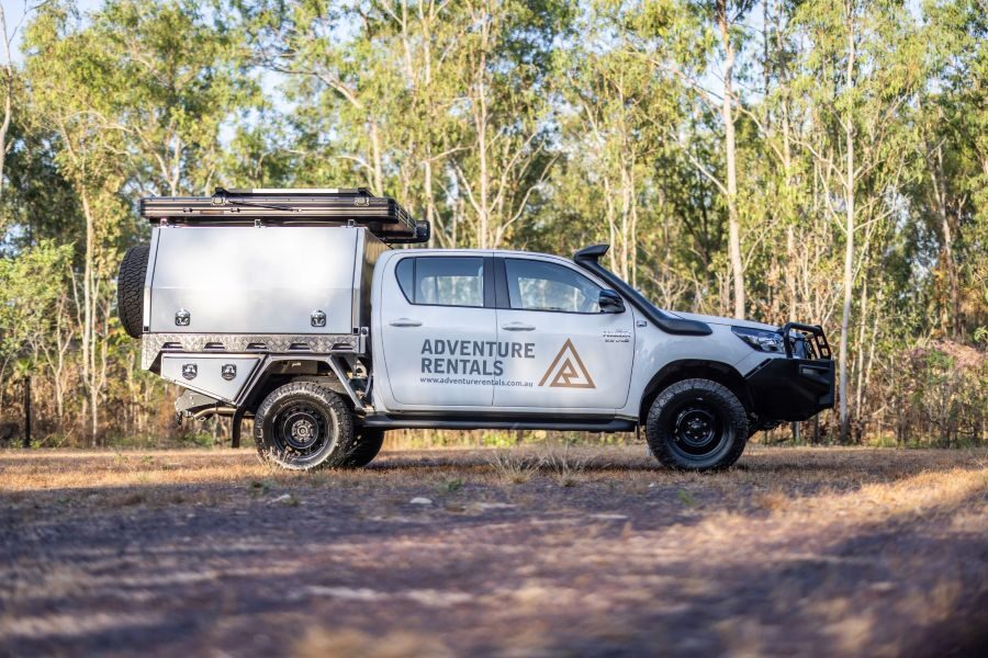 Adventure Rentals Toyota Hilux 4WD Enkele Daktent tent dicht