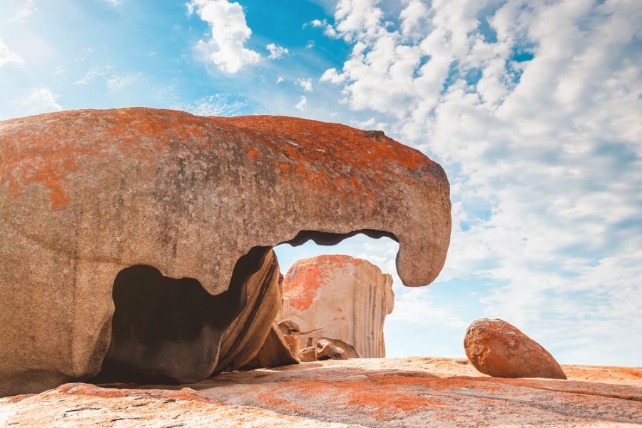 De rode rotsen van de Remarkable Rocks op Kangaroo Island